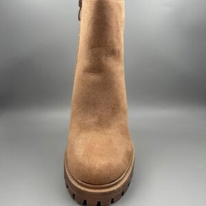CHLOE CAMEL