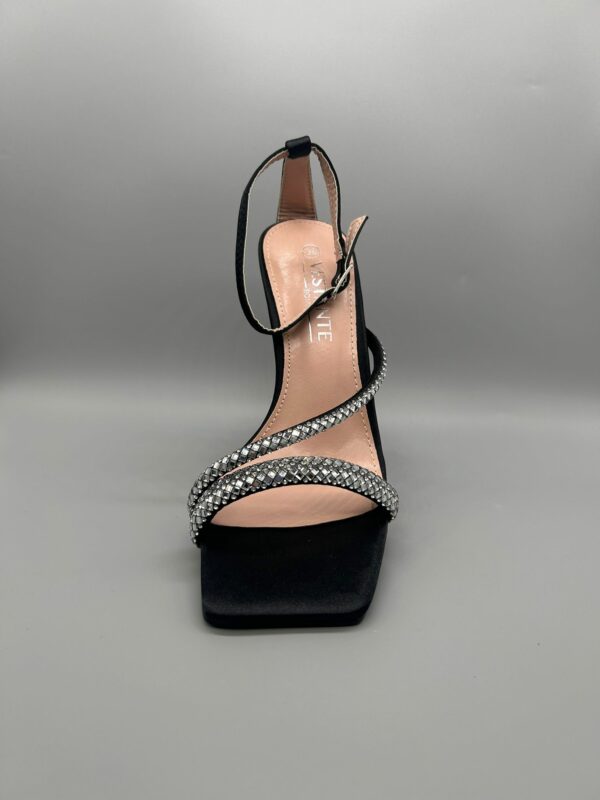 VESTANTE BLACK